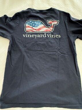 Vineyard Vines Navy Tee with American Flag Whale USA large L 16 boys